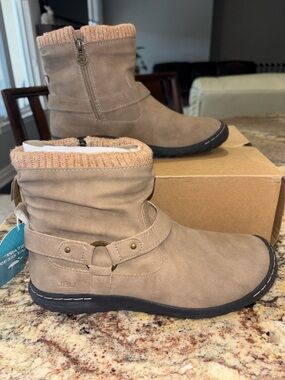 JBU Women's Taupe Knit-Cuff Ankle Boots NIB